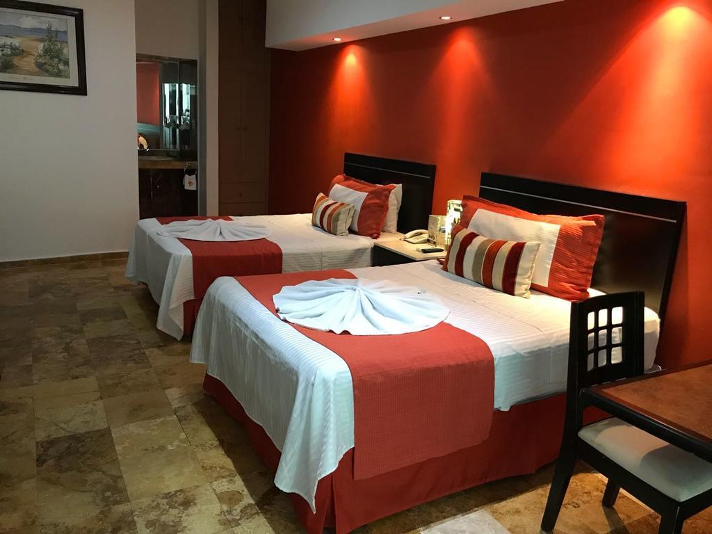 Hotel Empresarial Paraiso Exterior photo